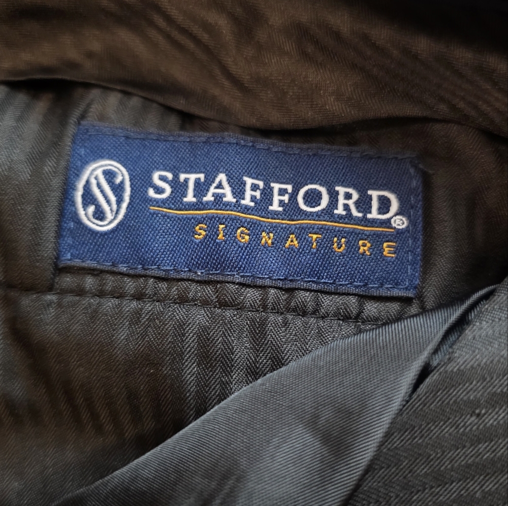 Mens Stafford Charcoal Dress Pants (34×29) - Picture 3 of 4